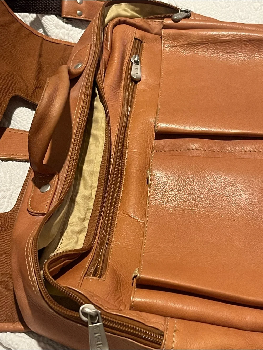 Leather Messenger/Satchel/Briefcase Bag - Tan Piel Brand Northern Tier Scouts